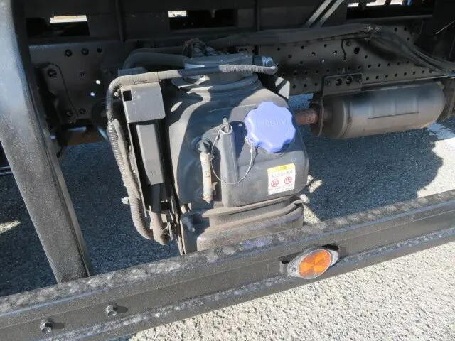 いすゞエルフダブルキャブ（Wキャブ）小型（2t・3t）[写真39]