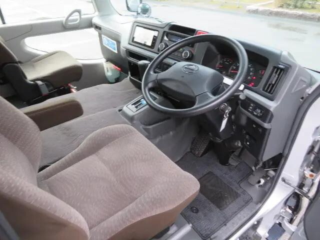 日野リエッセマイクロバス[写真08]