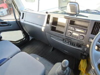 いすゞフォワードクレーン4段中型（4t）[写真13]