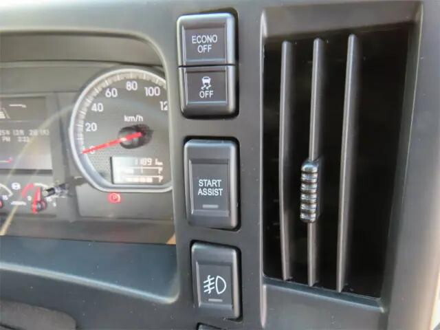 いすゞフォワードクレーン4段中型（4t）[写真13]