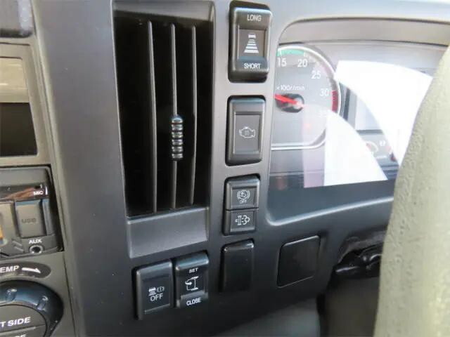 いすゞフォワードクレーン4段中型（4t）[写真14]