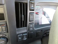 いすゞフォワードクレーン4段中型（4t）[写真15]