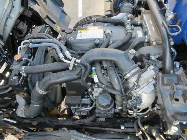 いすゞフォワードクレーン4段中型（4t）[写真31]