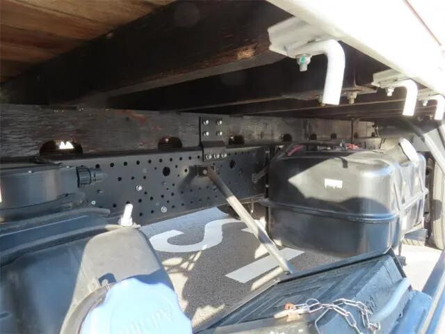 いすゞフォワードクレーン4段中型（4t）[写真35]