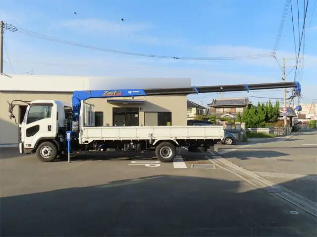 いすゞフォワードクレーン4段中型（4t）[写真06]