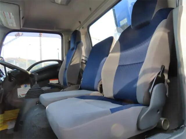 いすゞフォワードクレーン4段中型（4t）[写真09]