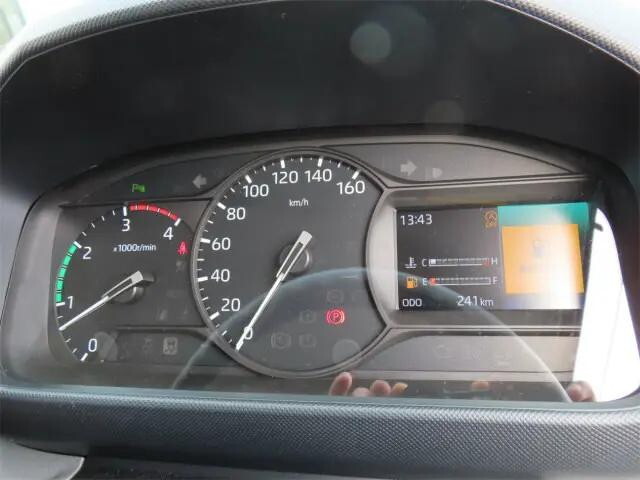 日野デュトロ平ボディ小型（2t・3t）[写真12]