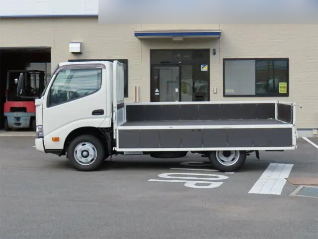 日野デュトロ平ボディ小型（2t・3t）[写真07]