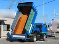 三菱ふそうファイターダンプ増トン（6t・8t）[写真02]