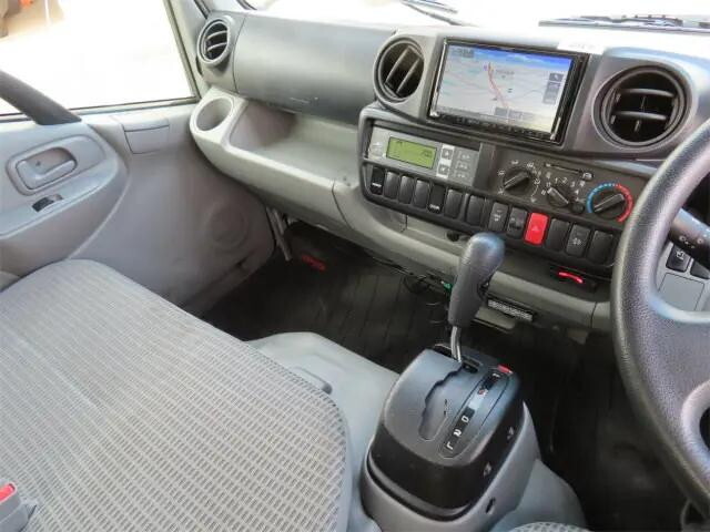 トヨタダイナ冷凍車（冷蔵車）小型（2t・3t）[写真13]