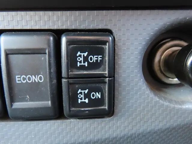 いすゞエルフパッカー車（塵芥車）小型（2t・3t）[写真12]