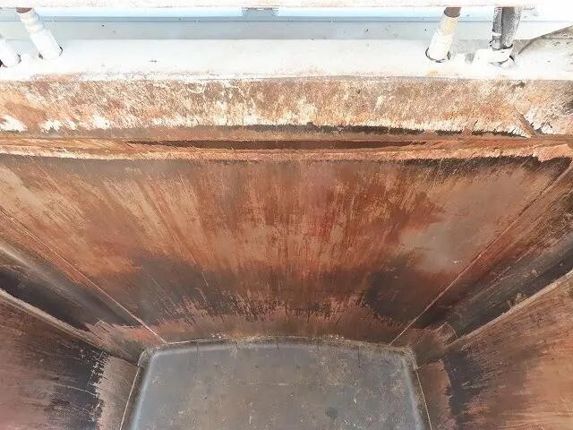 いすゞエルフパッカー車（塵芥車）小型（2t・3t）[写真18]