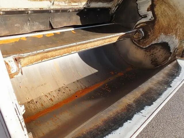 いすゞエルフパッカー車（塵芥車）小型（2t・3t）[写真22]