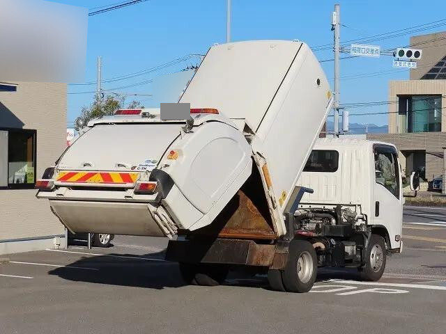 いすゞエルフパッカー車（塵芥車）小型（2t・3t）[写真06]