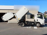 いすゞエルフパッカー車（塵芥車）小型（2t・3t）[写真08]