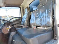 いすゞエルフパッカー車（塵芥車）小型（2t・3t）[写真10]