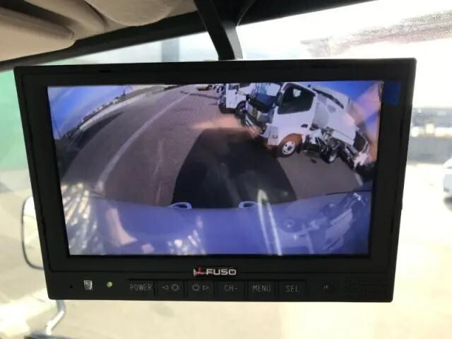 三菱ふそうキャンターパッカー車（塵芥車）小型（2t・3t）[写真12]