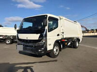 三菱ふそうキャンターパッカー車（塵芥車）小型（2t・3t）[写真01]