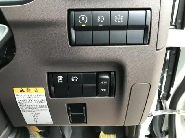 三菱ふそうキャンターパッカー車（塵芥車）小型（2t・3t）[写真12]