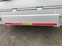 三菱ふそうキャンターパッカー車（塵芥車）小型（2t・3t）[写真32]