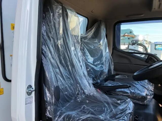 三菱ふそうキャンターパッカー車（塵芥車）小型（2t・3t）[写真08]