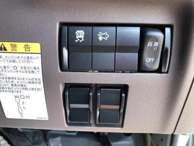 三菱ふそうキャンターパッカー車（塵芥車）小型（2t・3t）[写真13]