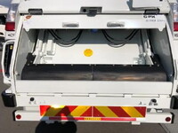 三菱ふそうキャンターパッカー車（塵芥車）小型（2t・3t）[写真19]