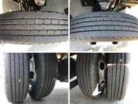 三菱ふそうキャンター平ボディ小型（2t・3t）[写真15]