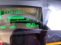 三菱ふそうキャンター平ボディ小型（2t・3t）[写真09]