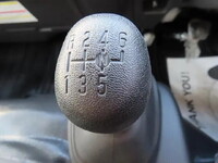 いすゞエルフアルミバン小型（2t・3t）[写真16]