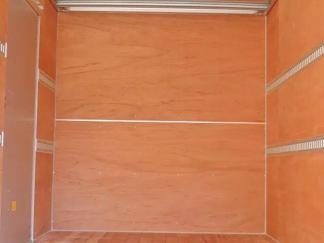 いすゞエルフアルミバン小型（2t・3t）[写真20]