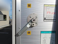 いすゞエルフアルミバン小型（2t・3t）[写真29]