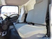 いすゞエルフアルミバン小型（2t・3t）[写真10]