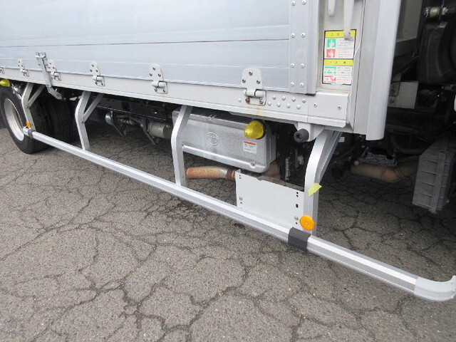 UDトラックスコンドルアルミウイング中型（4t）[写真11]