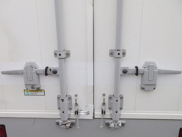 UDトラックスコンドルアルミウイング中型（4t）[写真20]