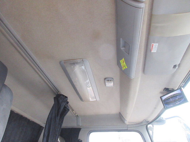 UDトラックスコンドルアルミウイング中型（4t）[写真28]