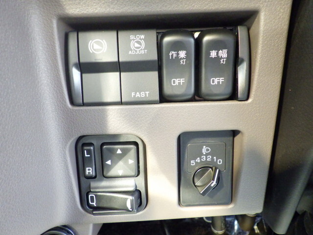 三菱ふそうキャンターアルミブロック小型（2t・3t）[写真27]