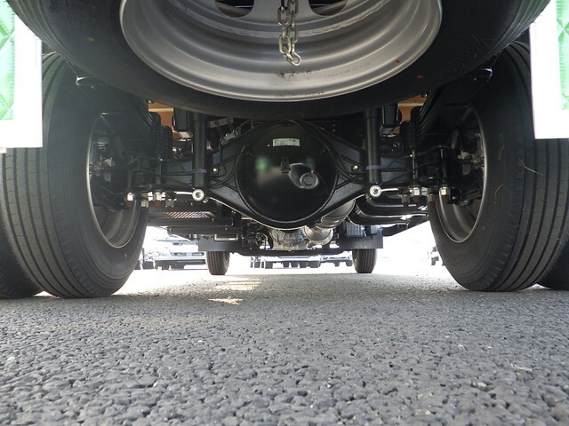 三菱ふそうキャンターアルミブロック小型（2t・3t）[写真05]