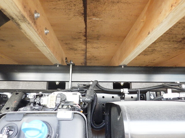 三菱ふそうキャンターアルミブロック小型（2t・3t）[写真08]