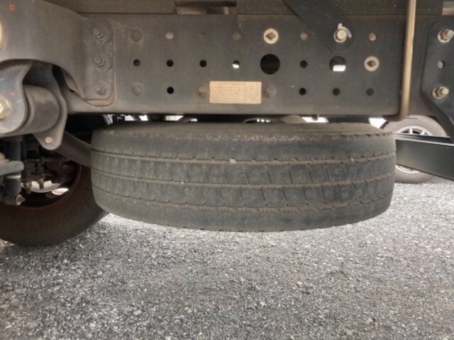 三菱ふそうキャンター平ボディ小型（2t・3t）[写真13]