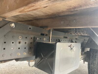 三菱ふそうキャンター平ボディ小型（2t・3t）[写真16]