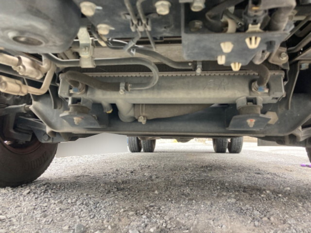 三菱ふそうキャンター平ボディ小型（2t・3t）[写真19]