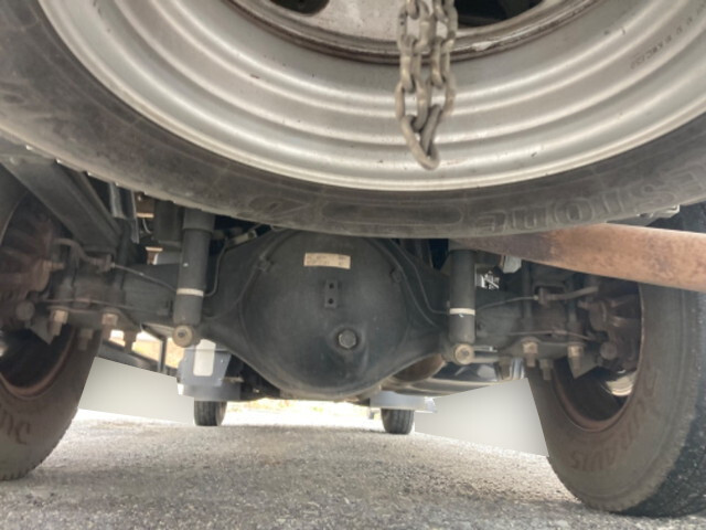 三菱ふそうキャンター平ボディ小型（2t・3t）[写真20]