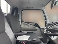 三菱ふそうキャンター平ボディ小型（2t・3t）[写真29]