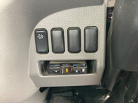 三菱ふそうキャンター平ボディ小型（2t・3t）[写真35]