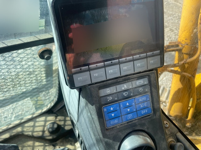 コマツユンボ（バックホー）[写真14]