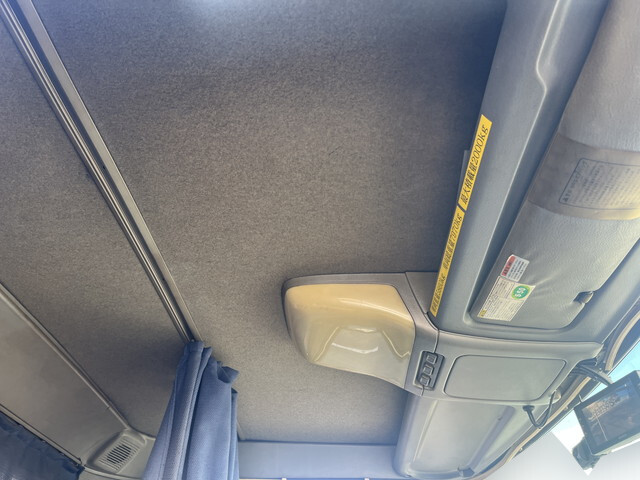 UDトラックスコンドルクレーン3段中型（4t）[写真34]