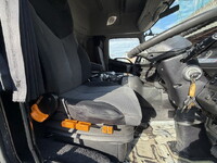 日野プロフィアトレーラーヘッド（トラクターヘッド）大型（10t）[写真32]