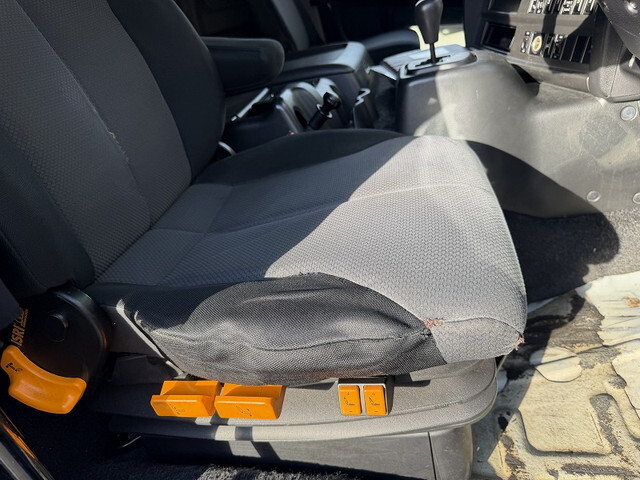 日野プロフィアトレーラーヘッド（トラクターヘッド）大型（10t）[写真32]