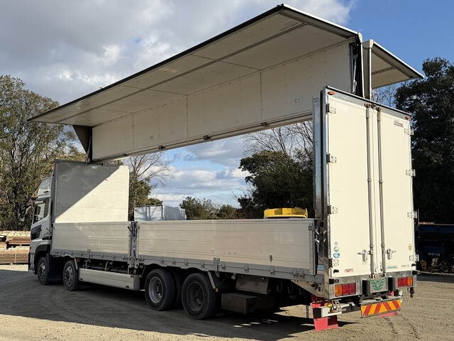 UDトラックスクオンアルミウイング大型（10t）[写真02]